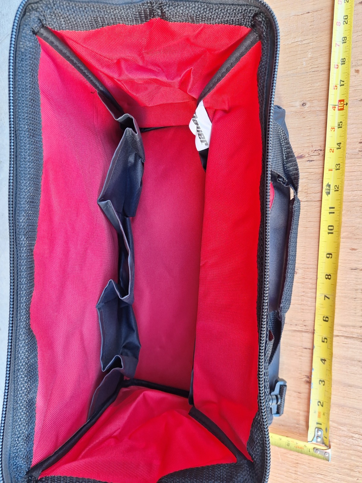 New Bauer 16 In. Tool Bag With 6 Pockets Heavy duty with shoulder strap