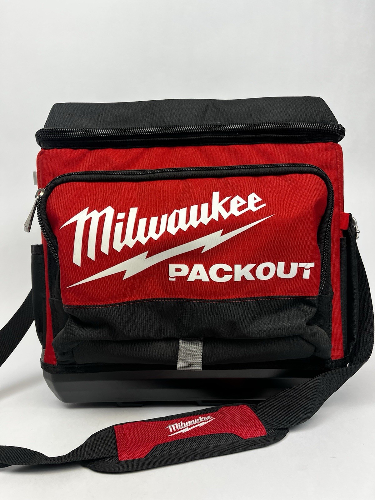 Milwaukee 48-22-8302 Tear-Resistant 5 Pocket PACKOUT Modular Storage Cooler(New)