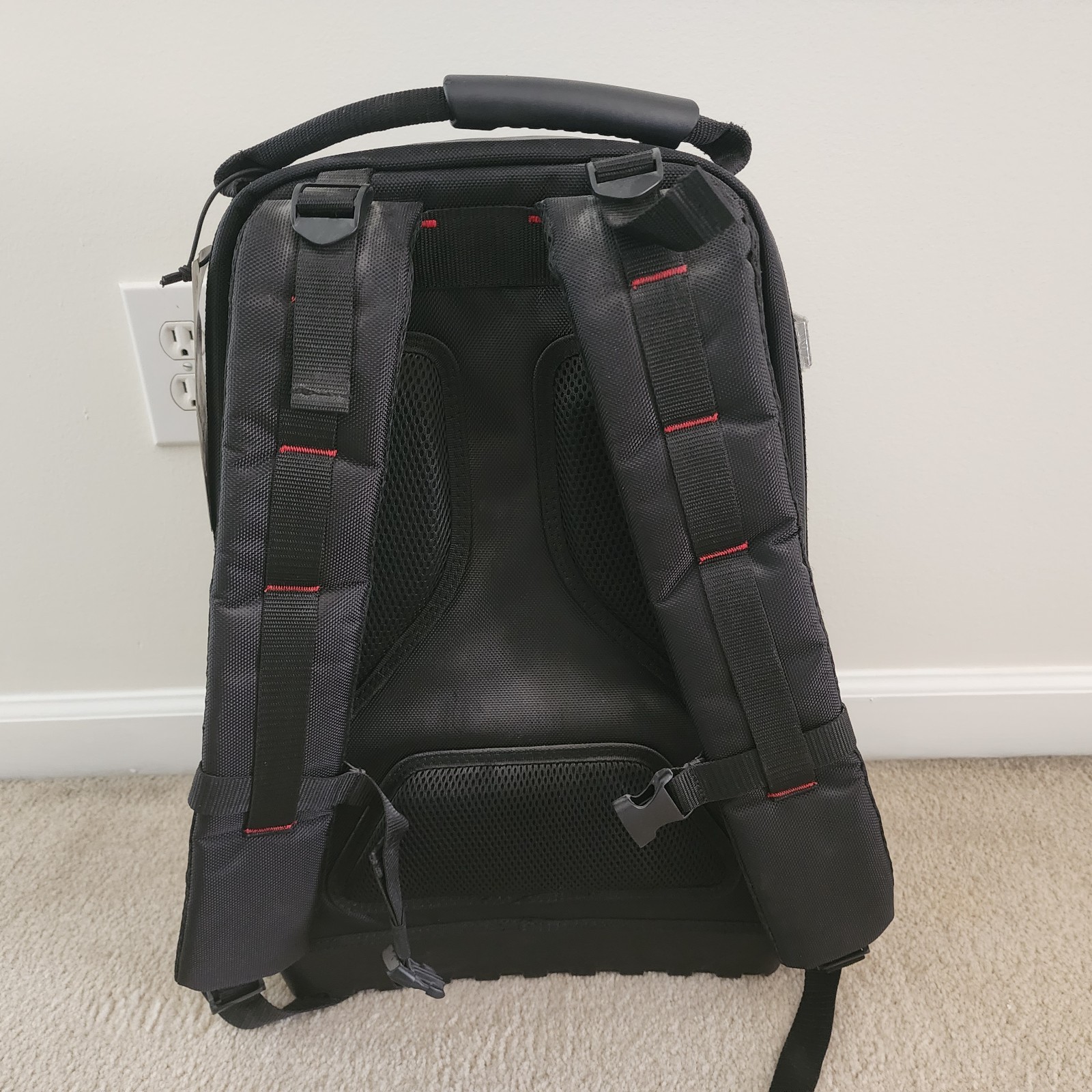 NWT Husky Heavy Duty PRO 1680D Polyester Tool Backpack #H-68007