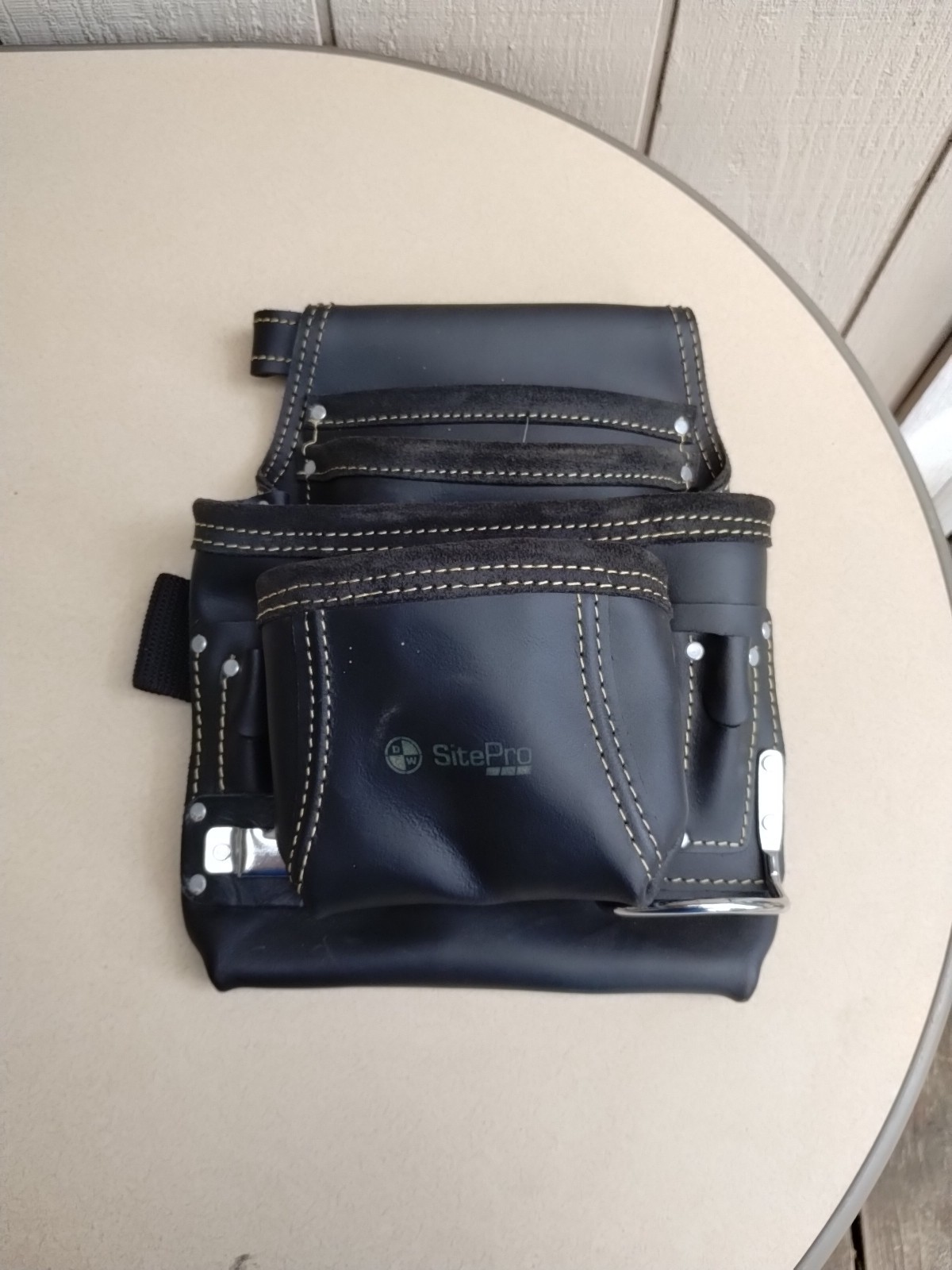 Dave White’s Site Pro 12-Pocket Carpenter’s Top Grain Leather Nail Tool BAG ONLY