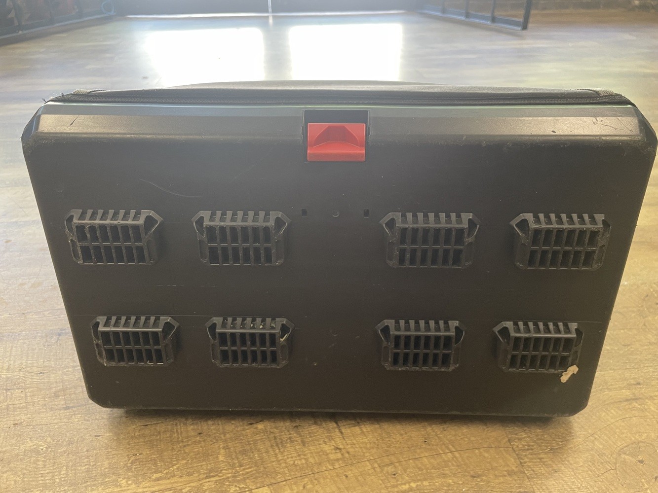 Milwaukee – 48-22-8322 – 20″ PACKOUT Tool Bag – PPSKN (366353)