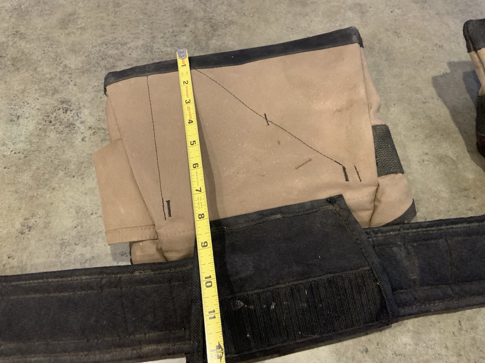 Sierra Toolbelt 2 Large Multi-Compartment Pouches One Torn Belt Loop