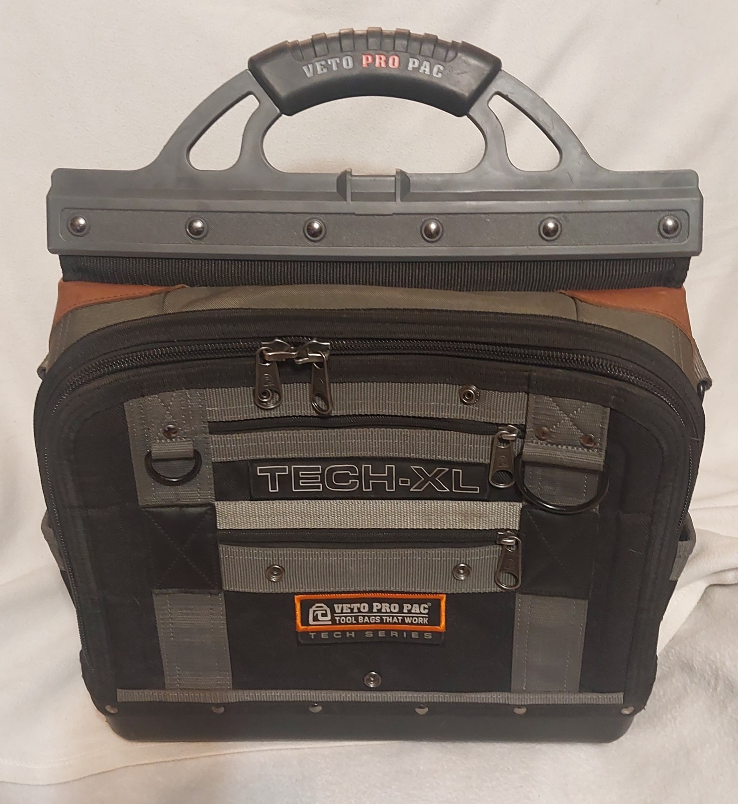 Veto Pro Pac TECH-XL and FLUKE Pack30.