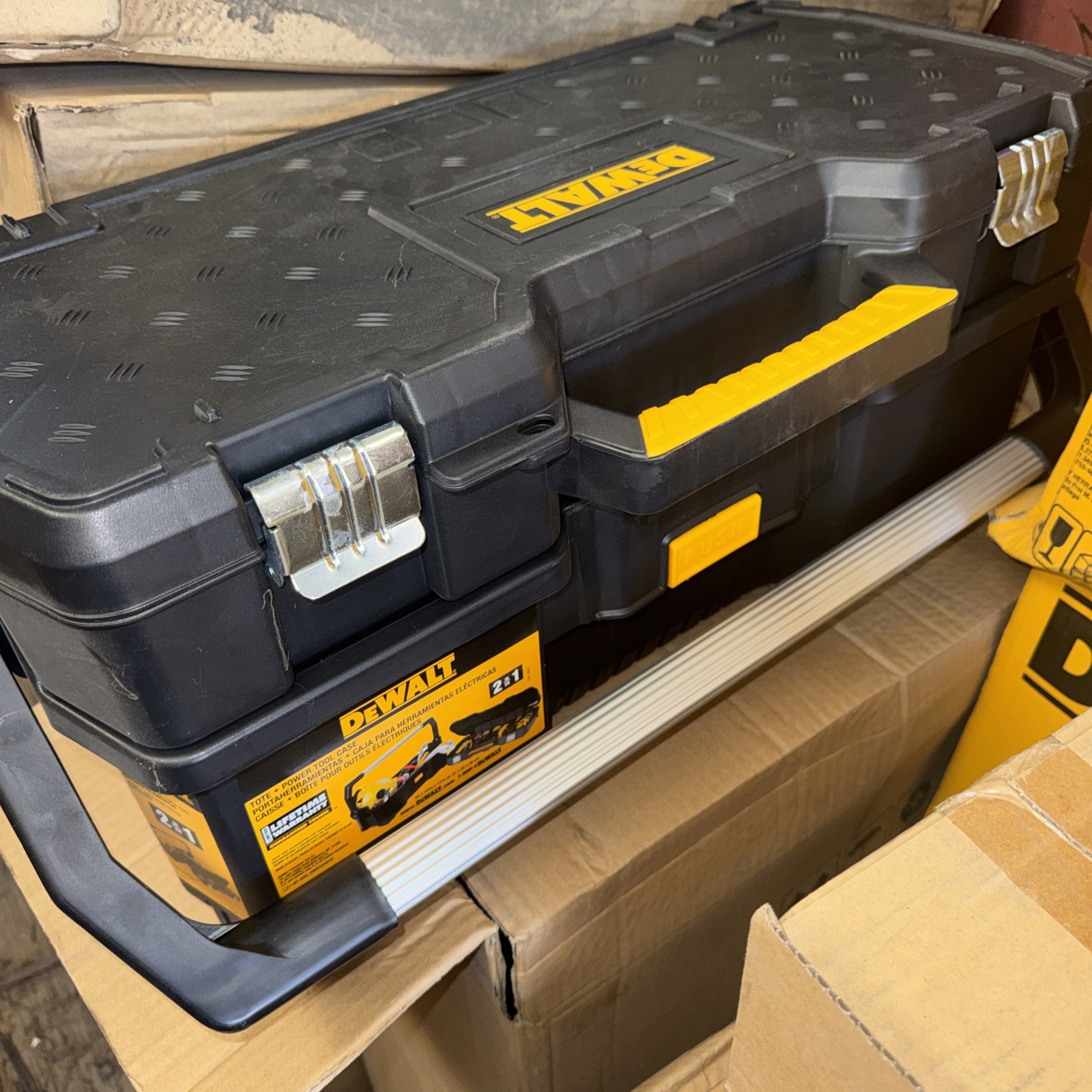 DeWalt 24″ Tool Box
