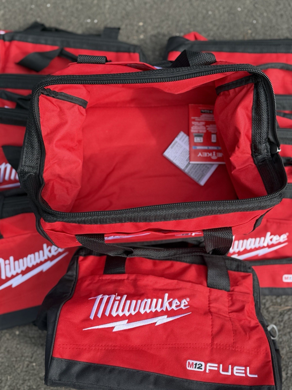 New Milwaukee FUEL M12 13″ Heavy Duty Contractors Tool Bag M18 13″ x 9″ x 10″