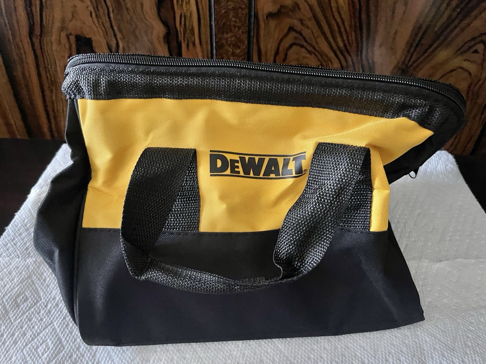 NEW Dewalt Large Nylon 13 x 10 x 10 Collapsable Tool Bag Tote