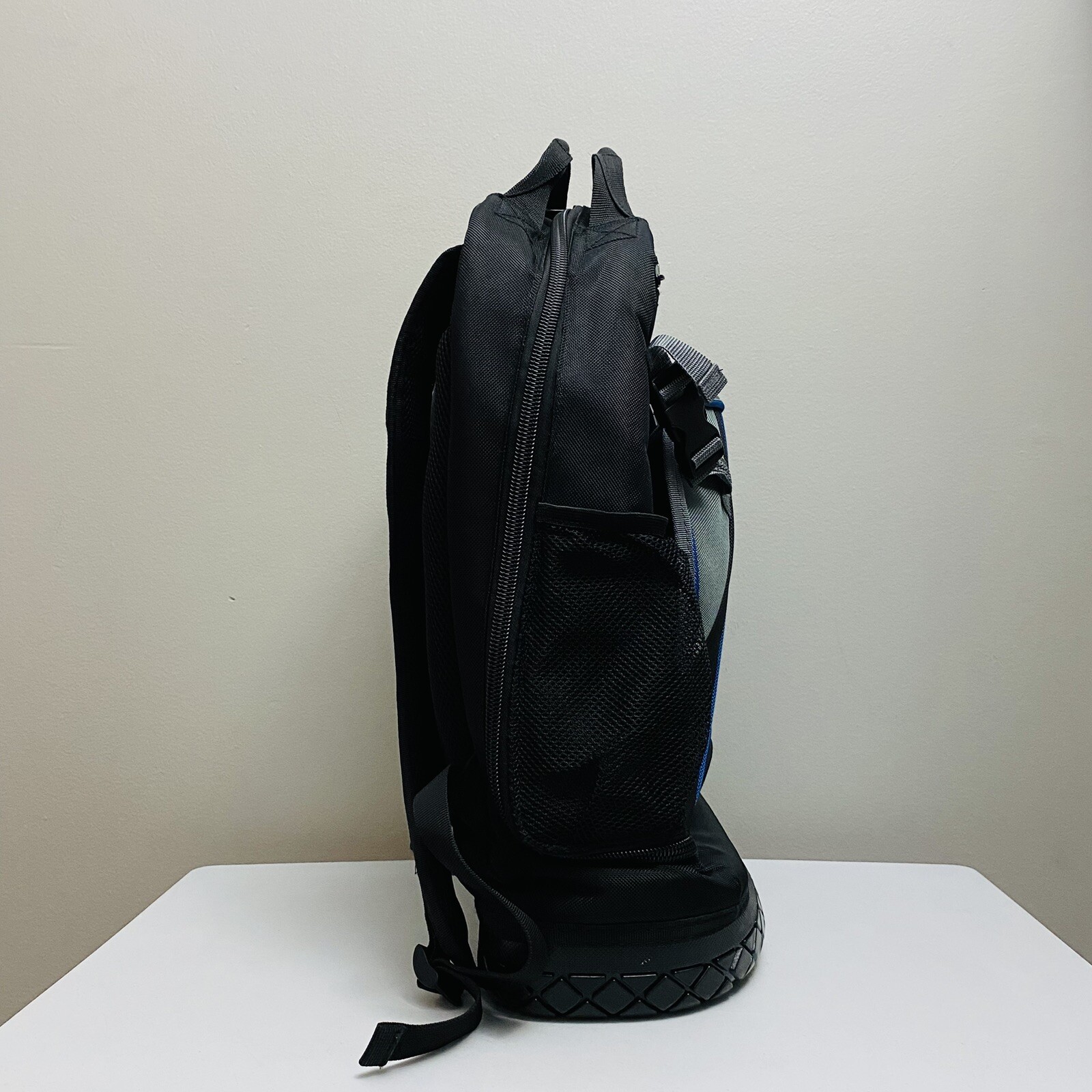 Lincoln Tech Multipocket Backpack Bag for Tools w/ Laptop Compartment *No Tools