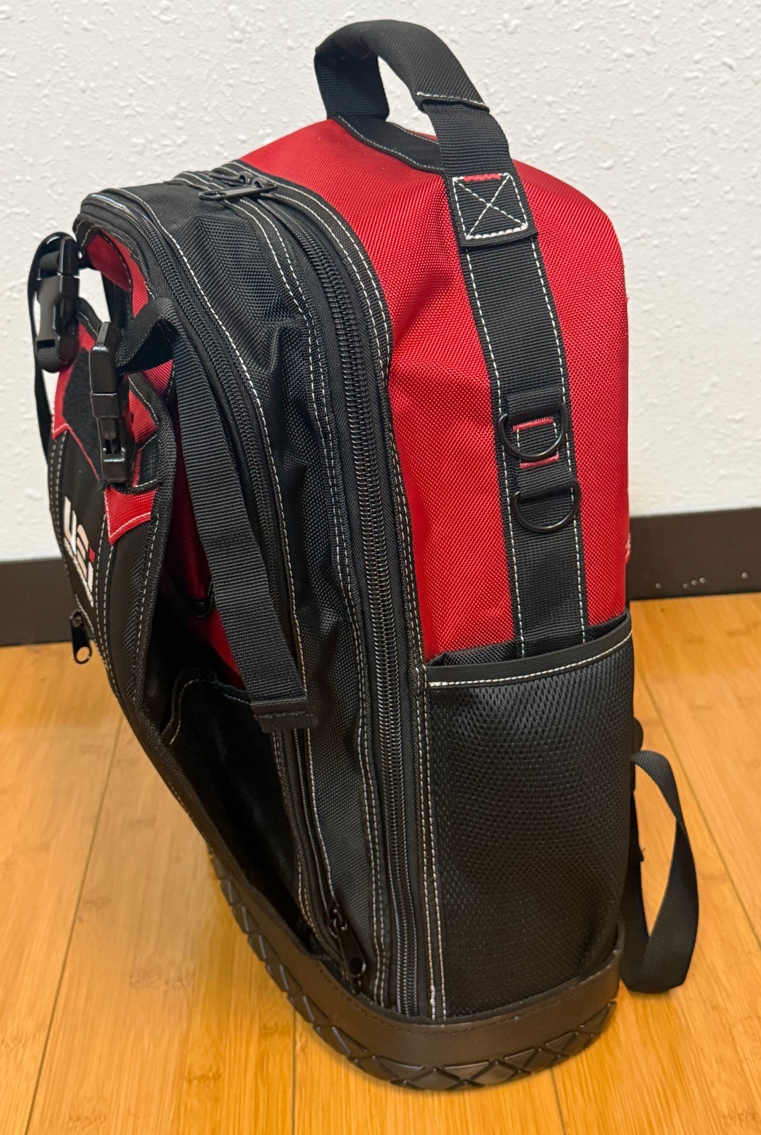 UEI AC550 Heavy Duty HVAC Tool Backpack for Install Kits, Black & Red – NEW