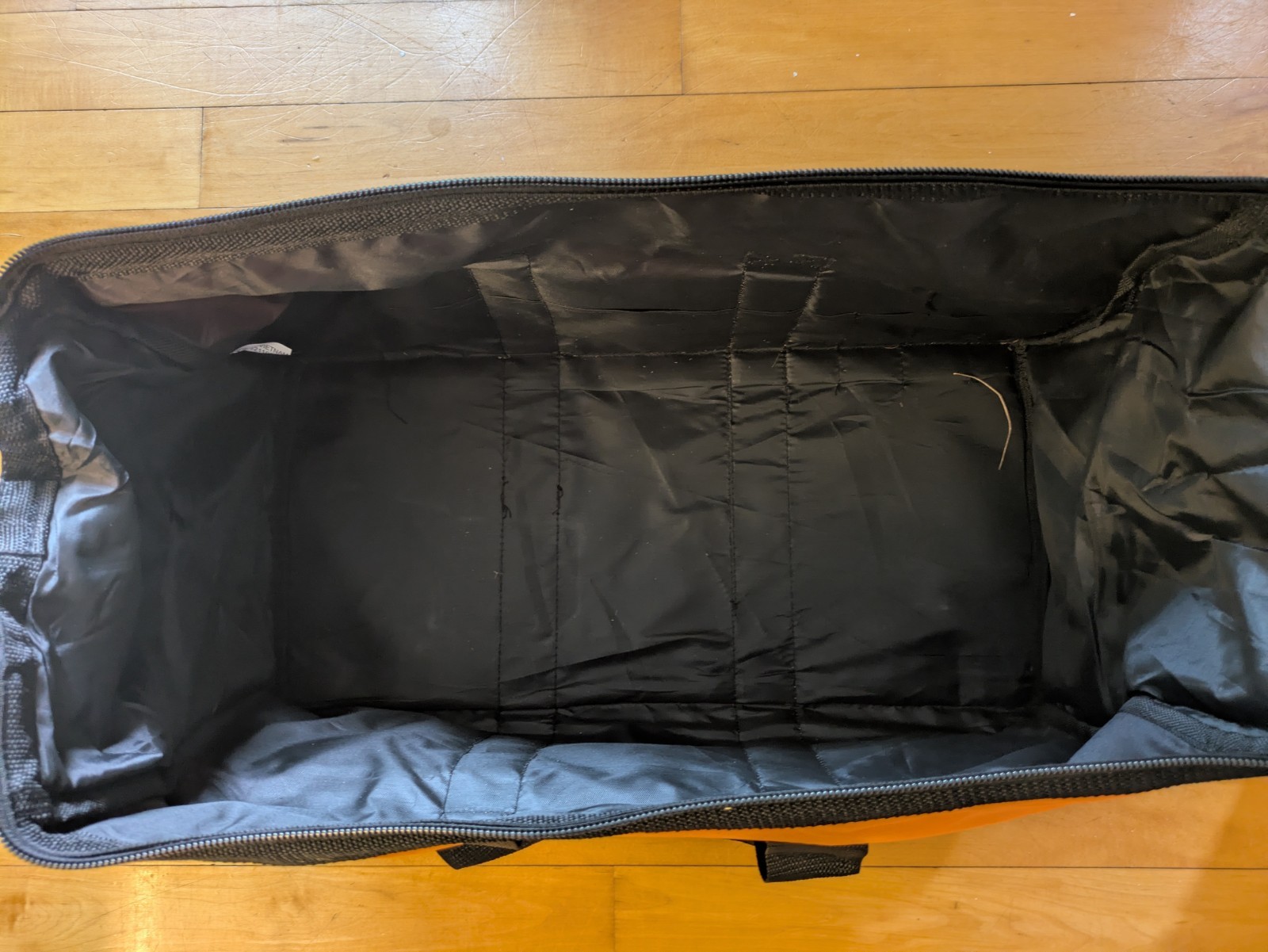 Ridgid Canvas Contractors Tool Bag – 6 Pockets – 22″ x 10″ x 13″ – 903211008