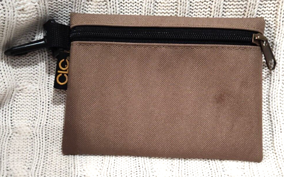 CLC Custom Leathercraft Beige Zip Bag Pouch With Black Plastic Clip 5″ x 7″