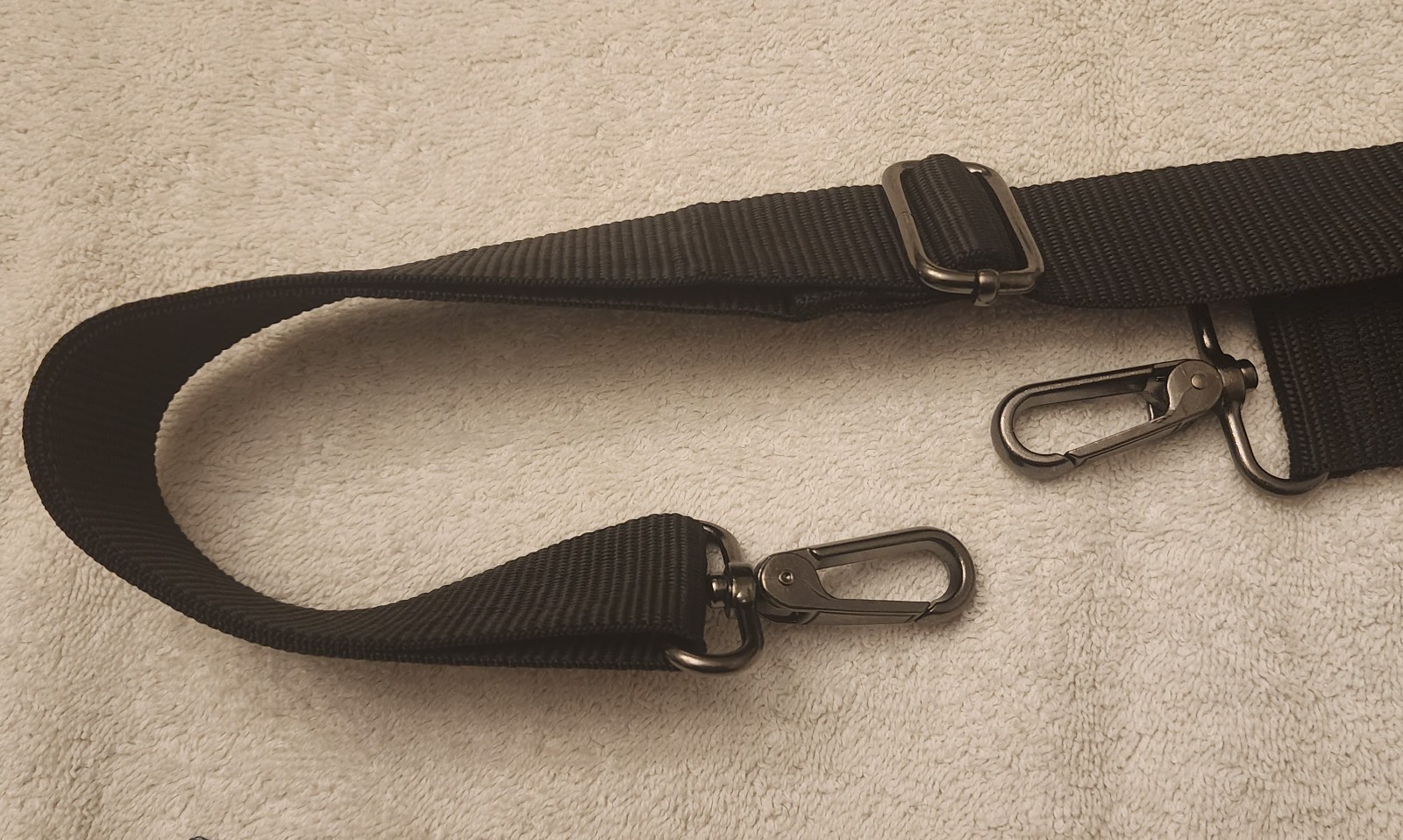 New Husky Tool Bag Adjustable 1.5” Shoulder Strap 30”-56” Metal Clip Hardware