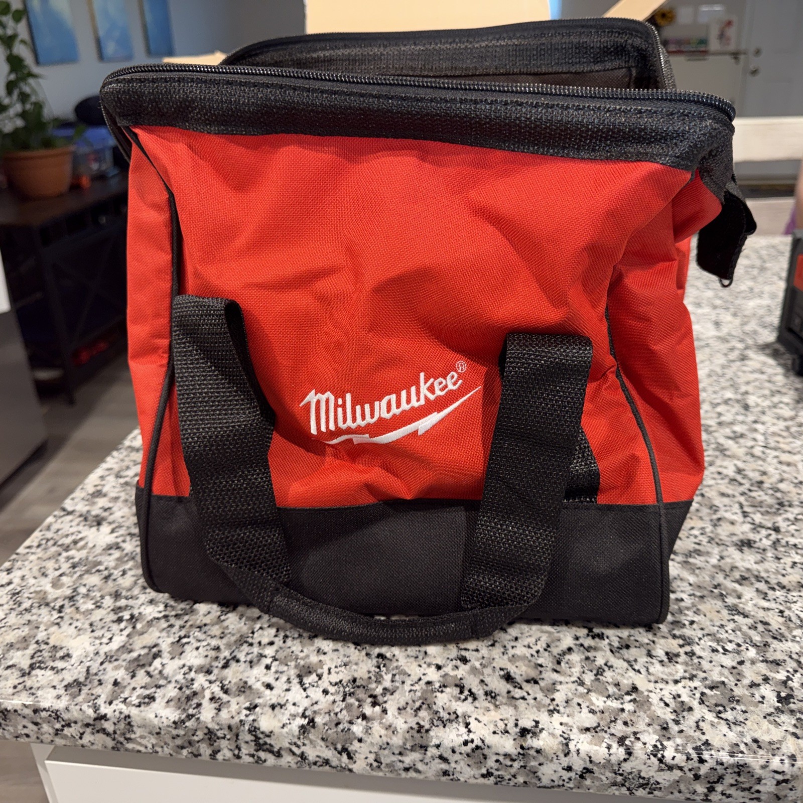 New 11″ x 9″ x 9″ Milwaukee Heavy Duty Tool bag for M12 M18 2 tool 12v 18v