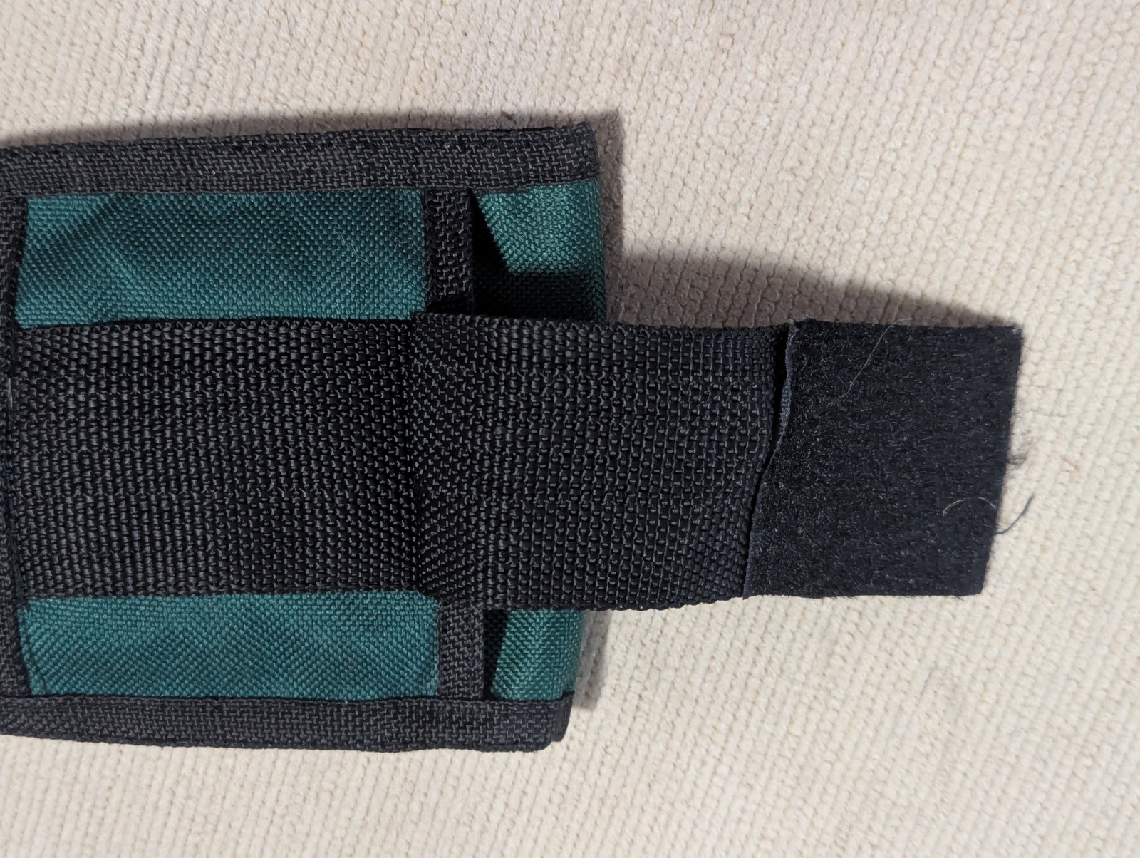Sheffield Utility Tool Belt Pouch Green w/ Red & White Logo 4.5 X 7