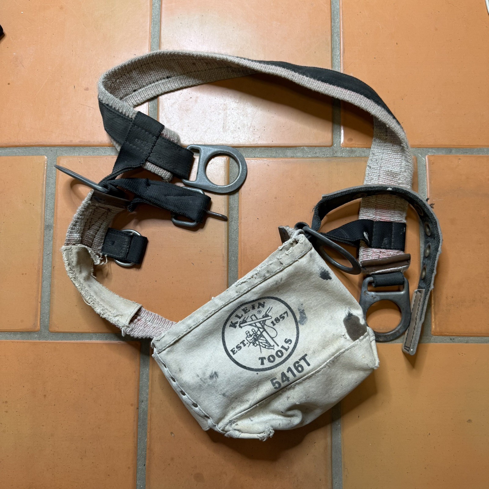 Tool Belt with Klein Tools 5416T Bolt Bag Canvas Tool Pouch Iron Steel Worker