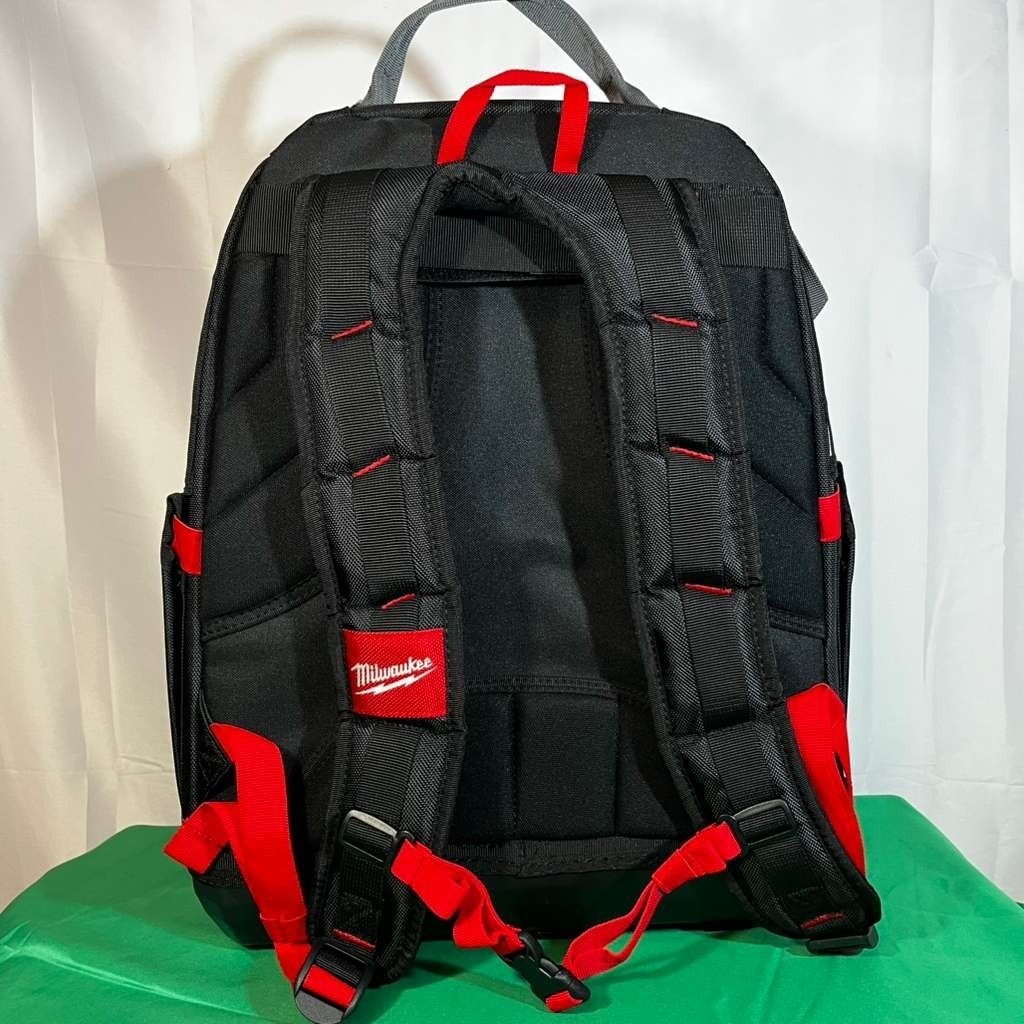 Milwaukee Packout” Backpack” 48-22-8301