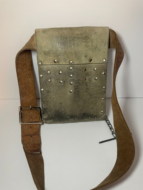 Klein Tools 5166 Electrician’s MultiPocket Tool Pouch and Leather Tool Belt