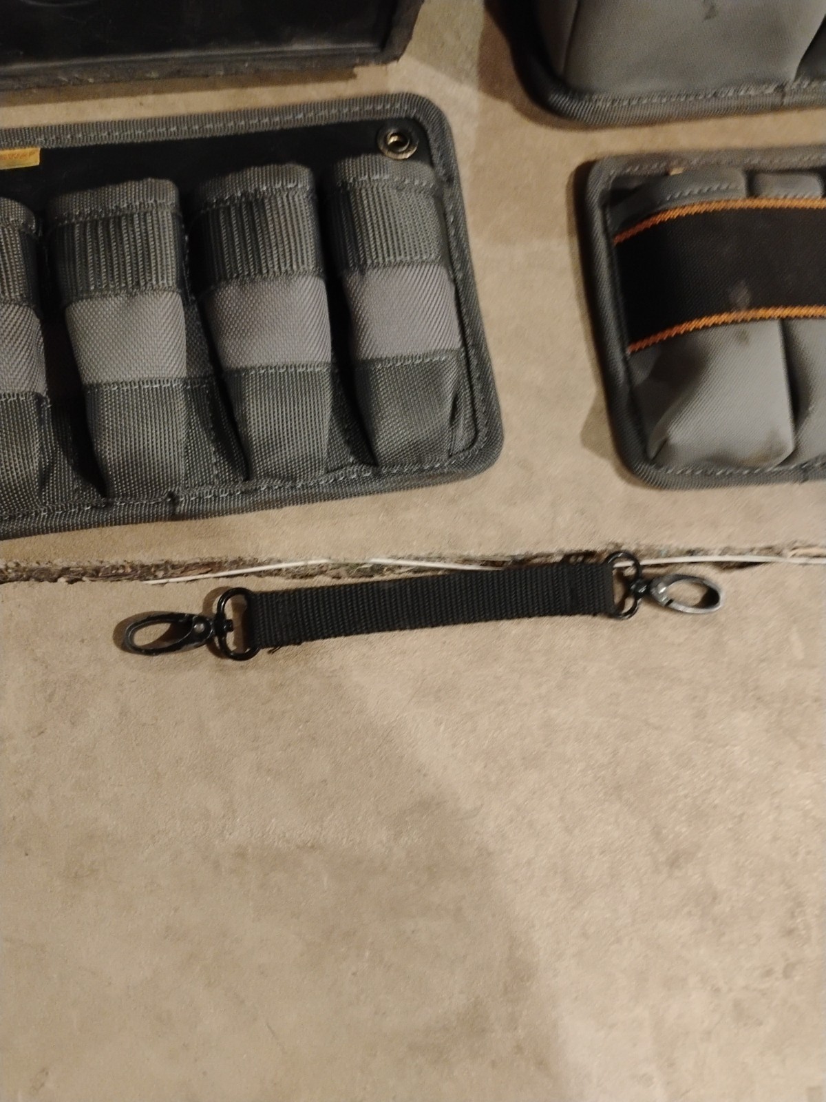 Veto Pro Pac TP-XD Blackout Tool Bag With V-swap Panels Tape Strap Excellent