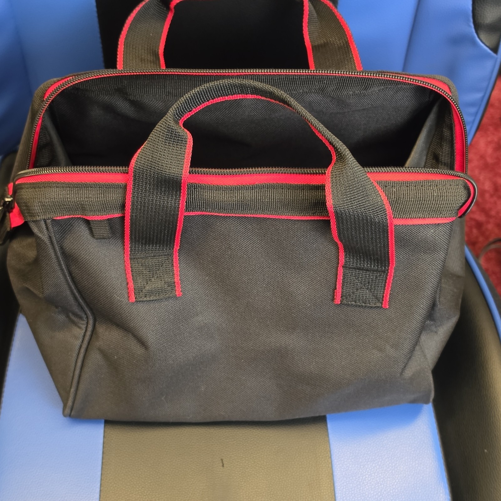 HYPER Tough Medium Black/Red Polyester Tool Bag Zipper Closure w/ Handles