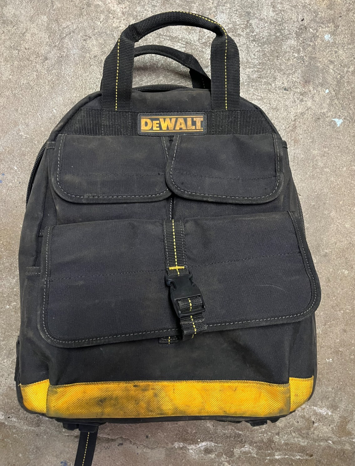 DEWALT Pro Tool Backpack Bag – Model DWST560102 With USB charge station