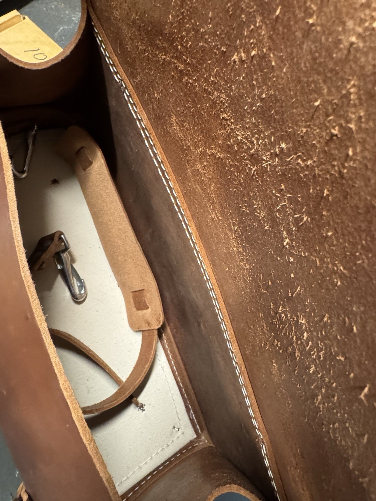 Klein Tools 18in Deluxe Leather Bag