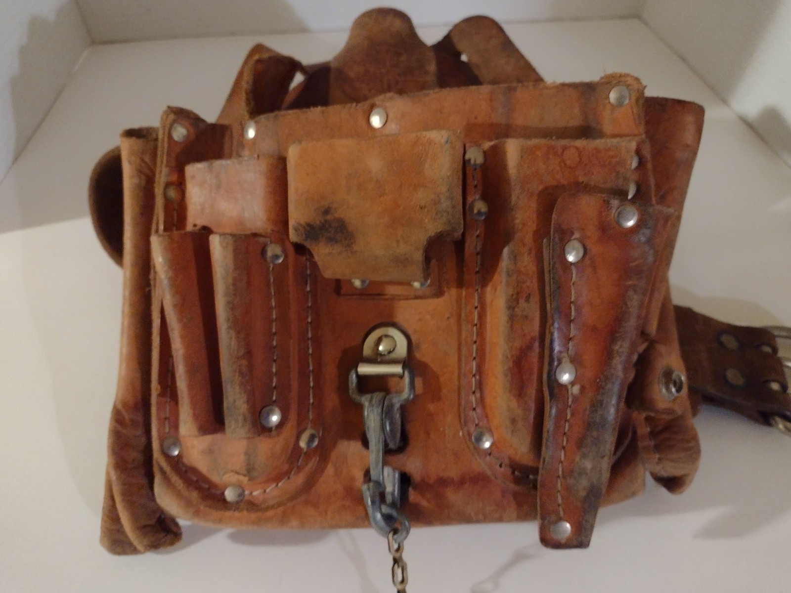 Klein***Tools 5167 Leather Electricians Handyman Tool Pouch With Belt