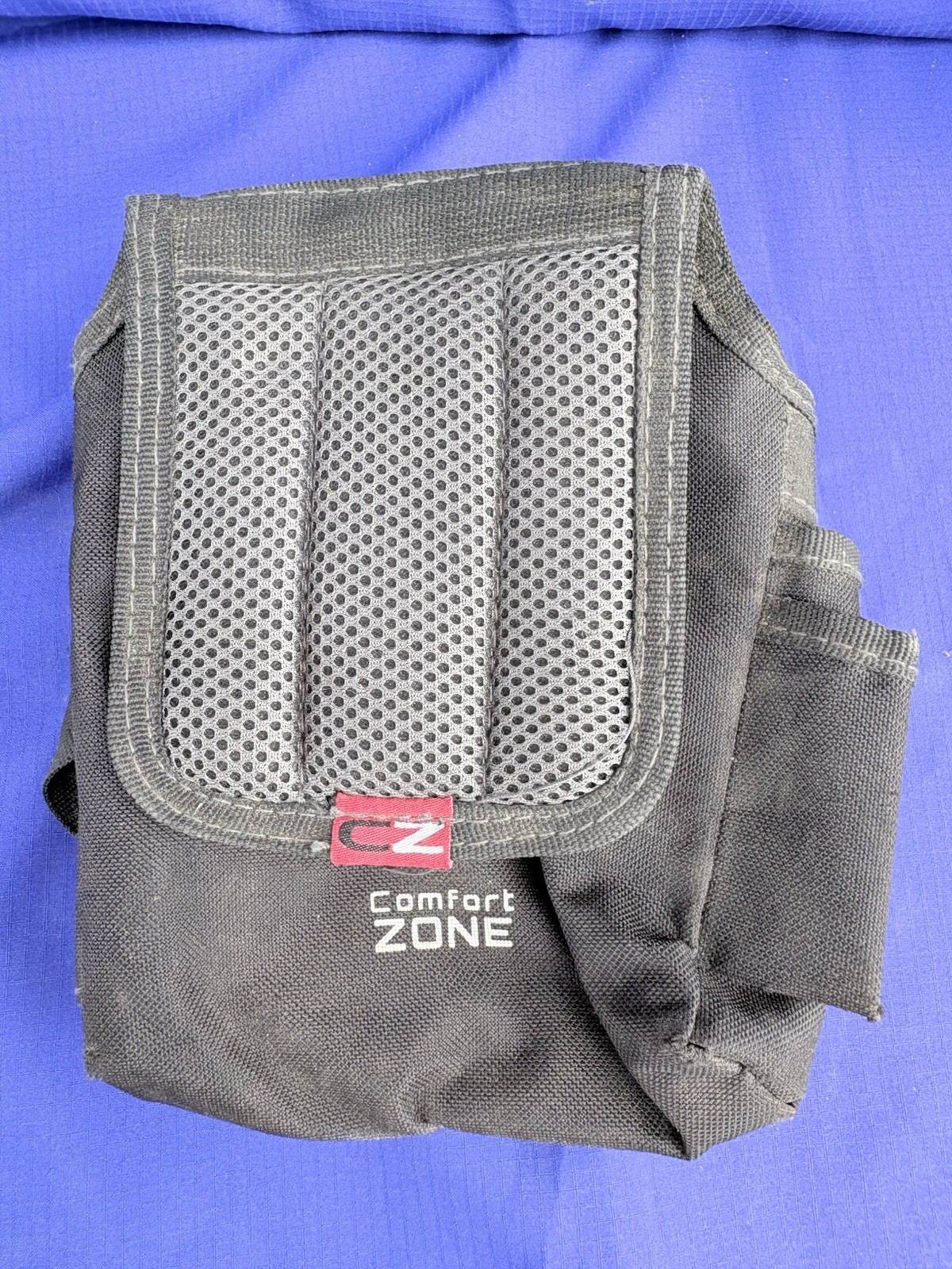 HYPER Tough Comfort Zone Tool Pouch, Multiple Pockets, Metal Clip, Black/Gray
