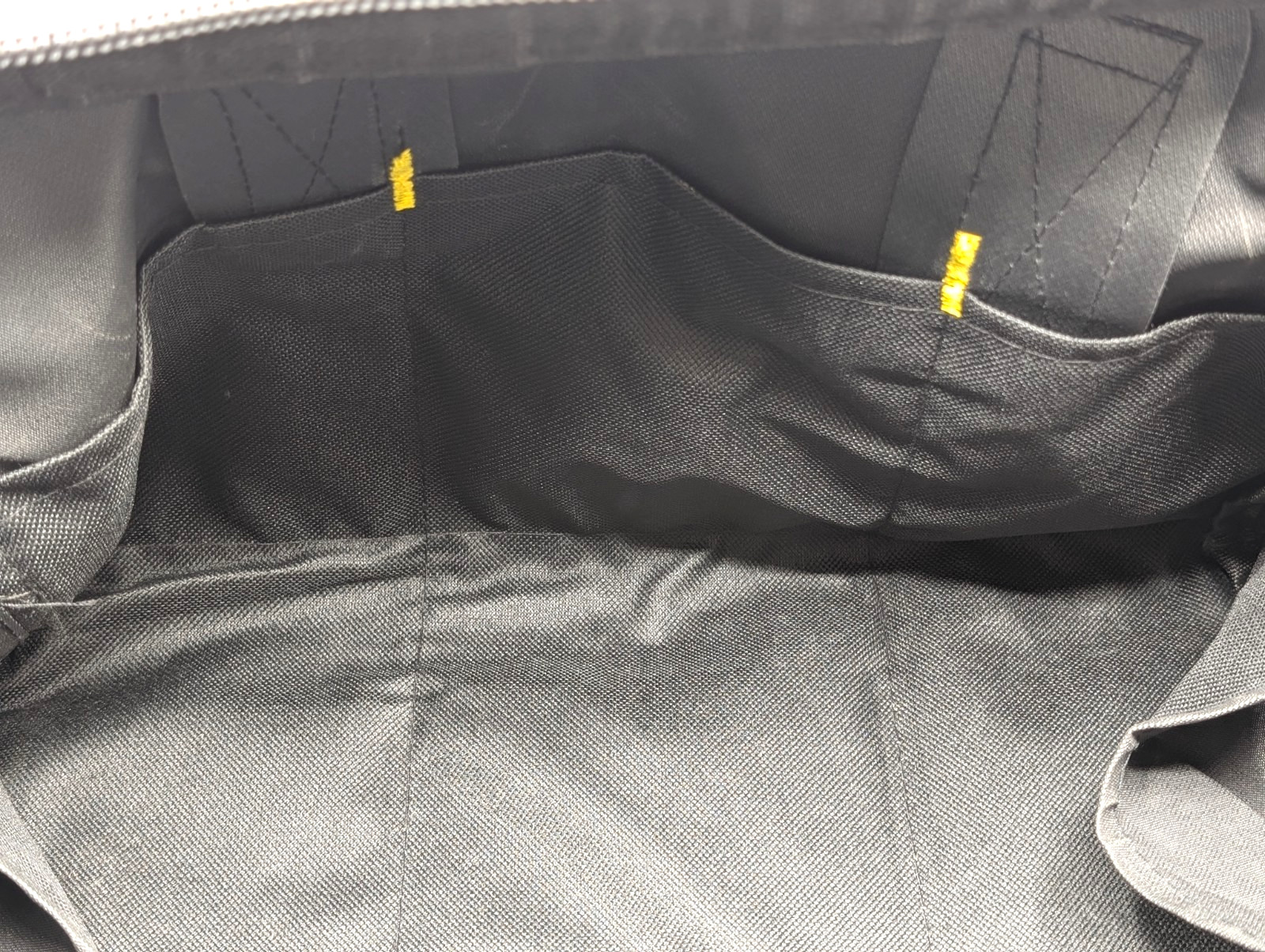 Voyager 18 Pockets Tool Bag 15” 61469