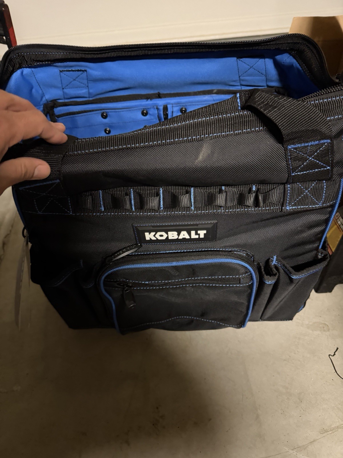 Kobalt 16in Rolling Tool Bag