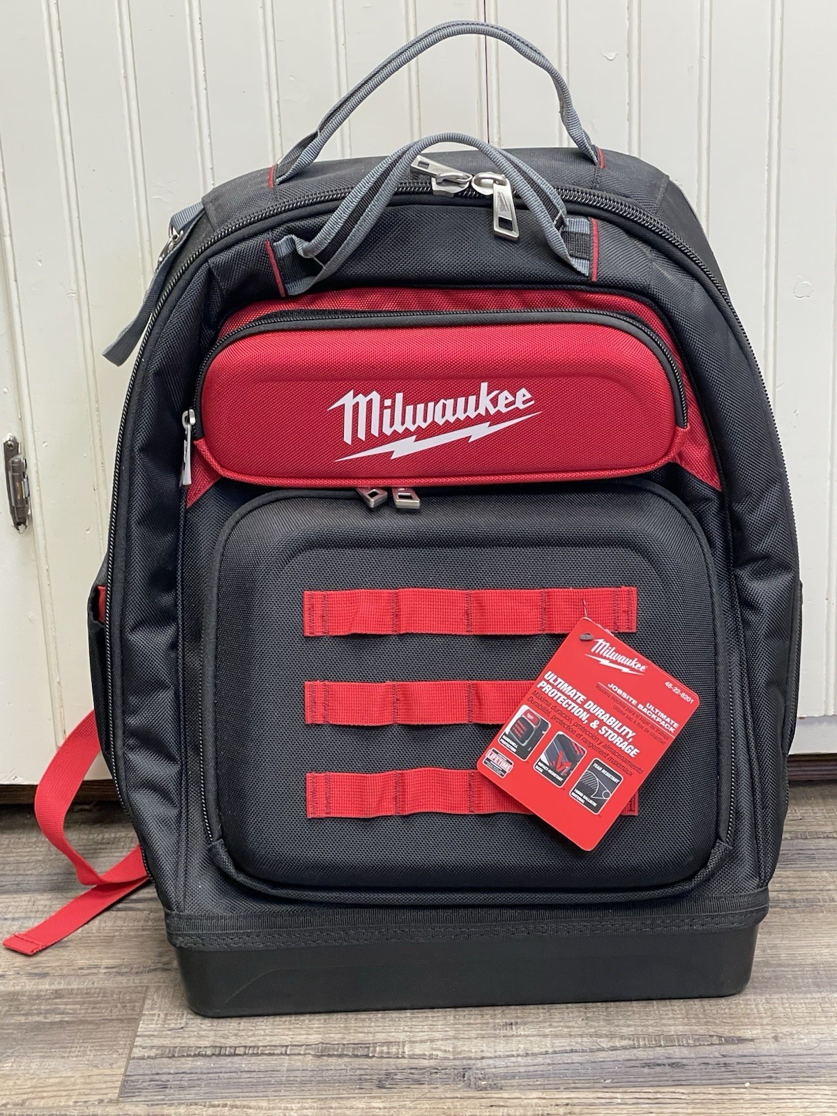 NEW MILWAUKEE TOOL 48-22-8201 ULTIMATE JOB SITE BACKPACK !!