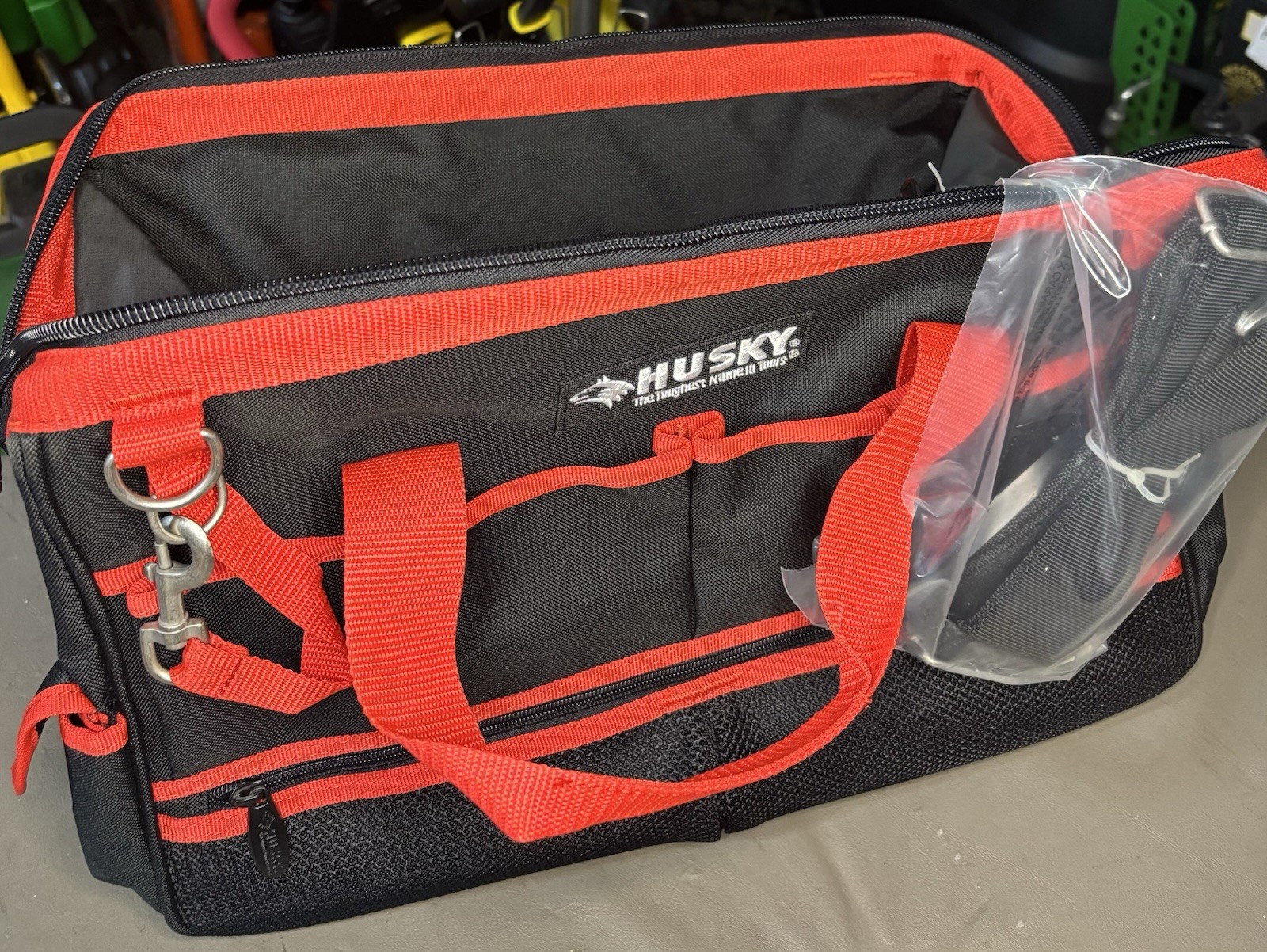 Husky 16 in. 17 pocket Large Mouth Tool Bag Black And Red – NWOT
