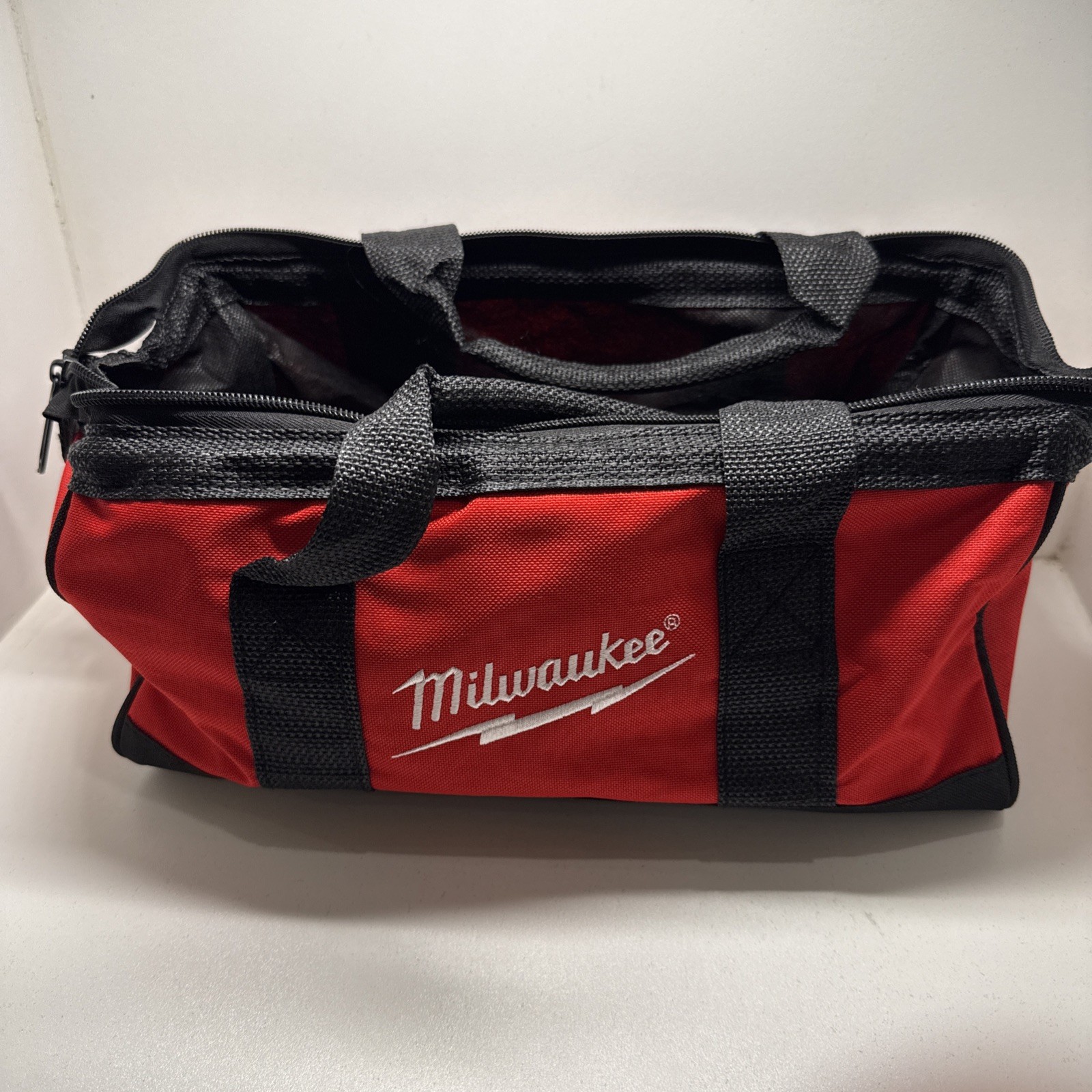 Milwaukee Small Contractor Tool Bag 13″ Long x 7″ Wide x 7″ High. New