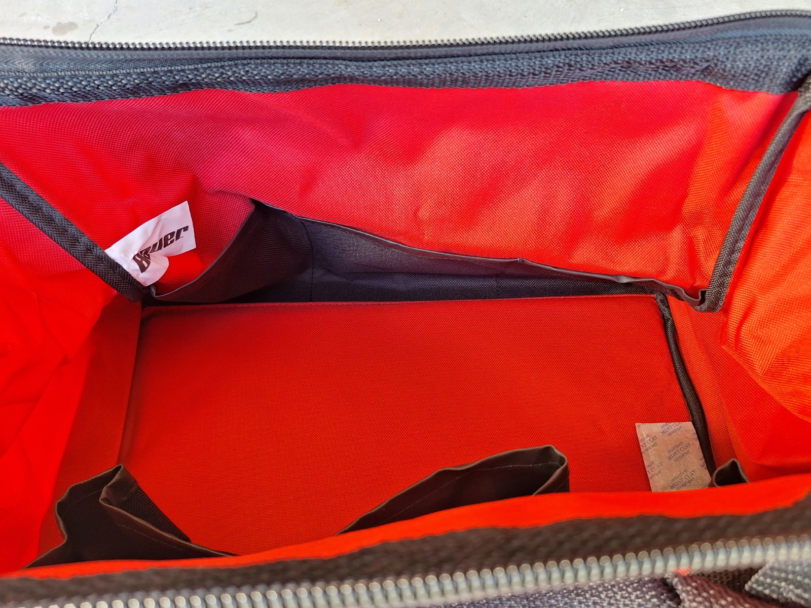 New Bauer 16 In. Tool Bag With 6 Pockets Heavy duty with shoulder strap