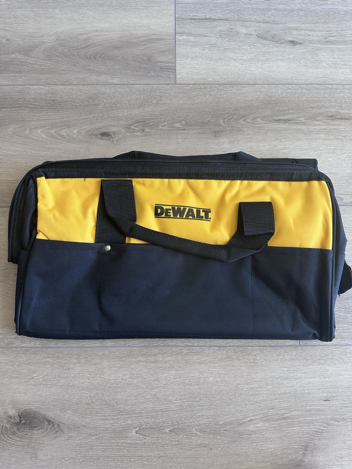 Dewalt OEM DCK019 Large Nylon Contractor HD Tool Bag 19″ x 12″ x 11″ – ***NEW***