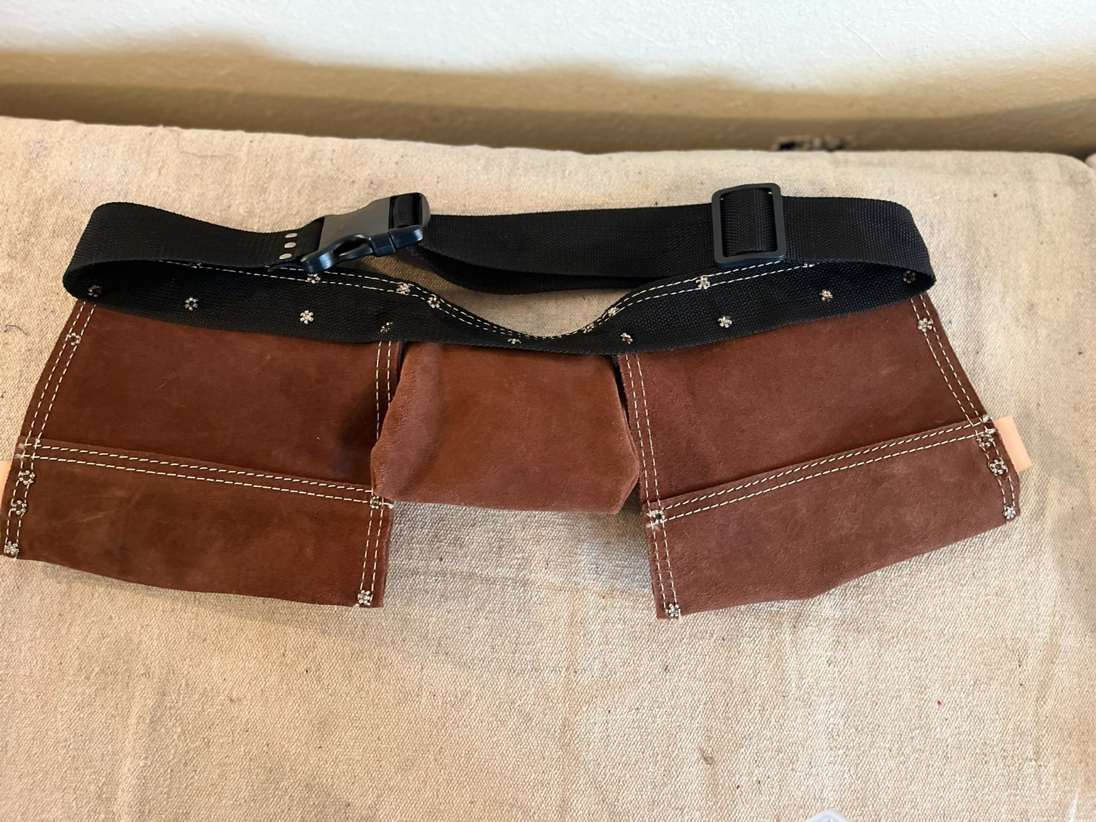 Mcguire Nickolas Brown Suede Adjusale Apron Tool/Nail Belt