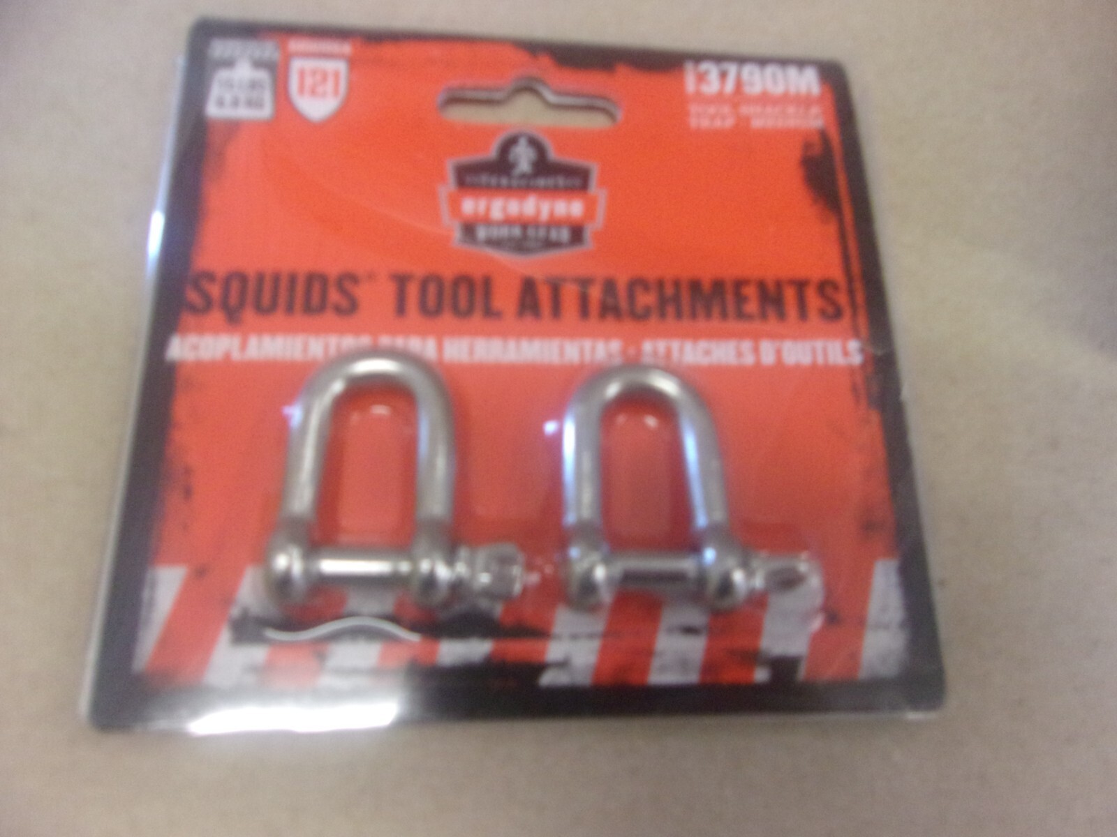 Ergodyne Squids 3790M Tool Attachment Shackle Stainless Steel 15 Pounds 2-PacK