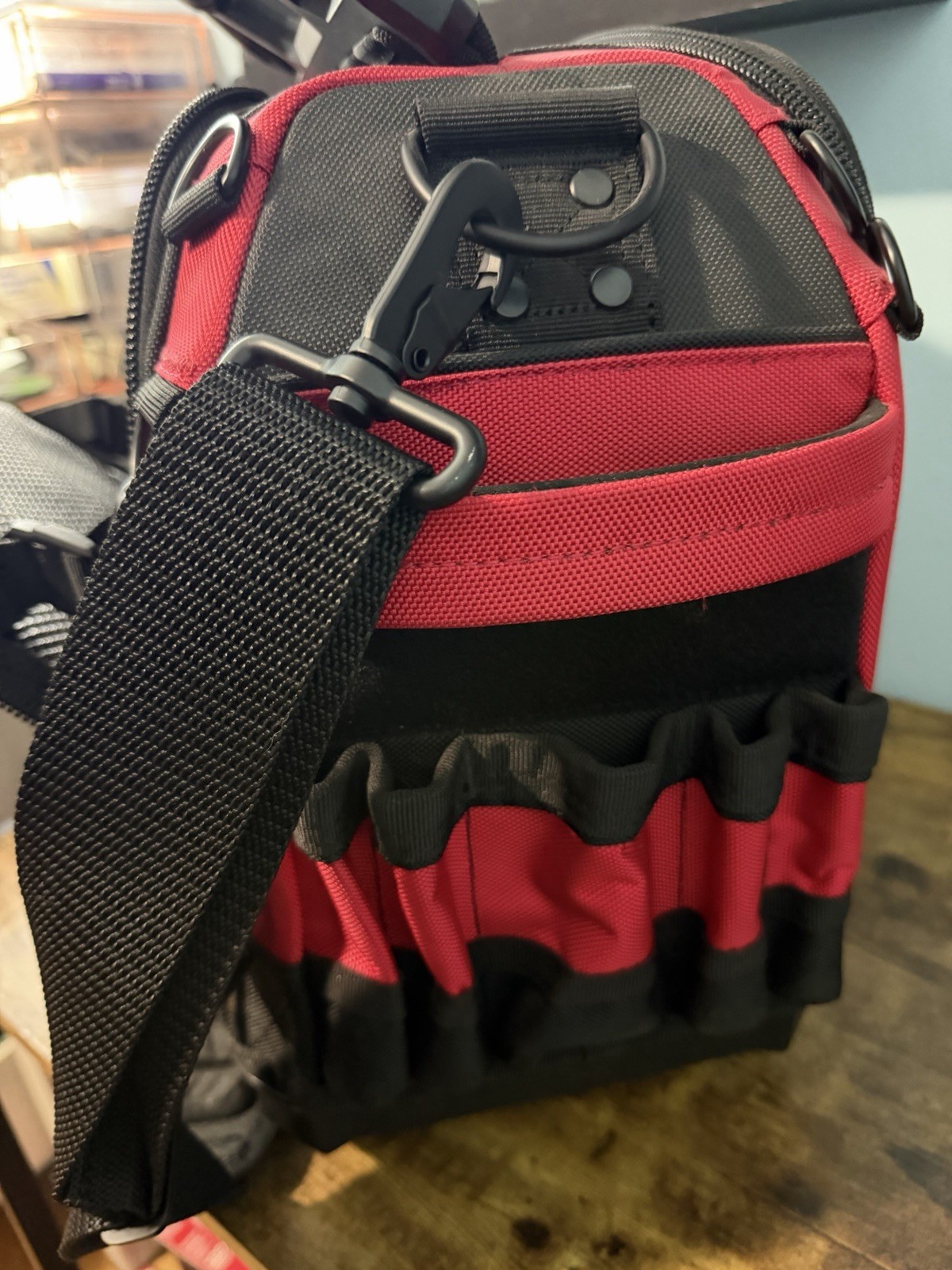 Milwaukee PACKOUT 15″ Structured Tool Bag – 48-22-8316