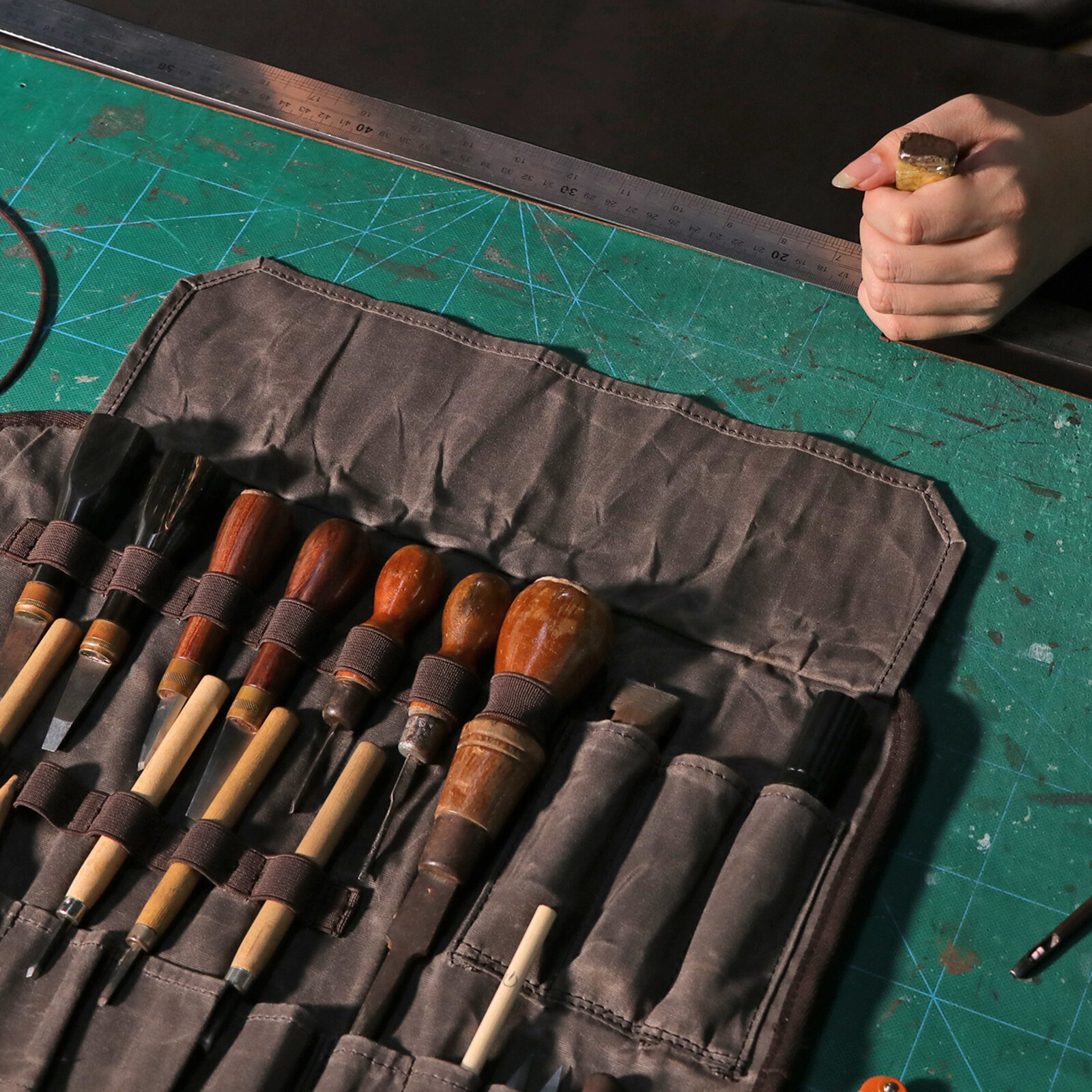 TOURBON Waxed Canvas Tool Roll Spanner Wrench Storage Pouch Chisel Gloves Pocket