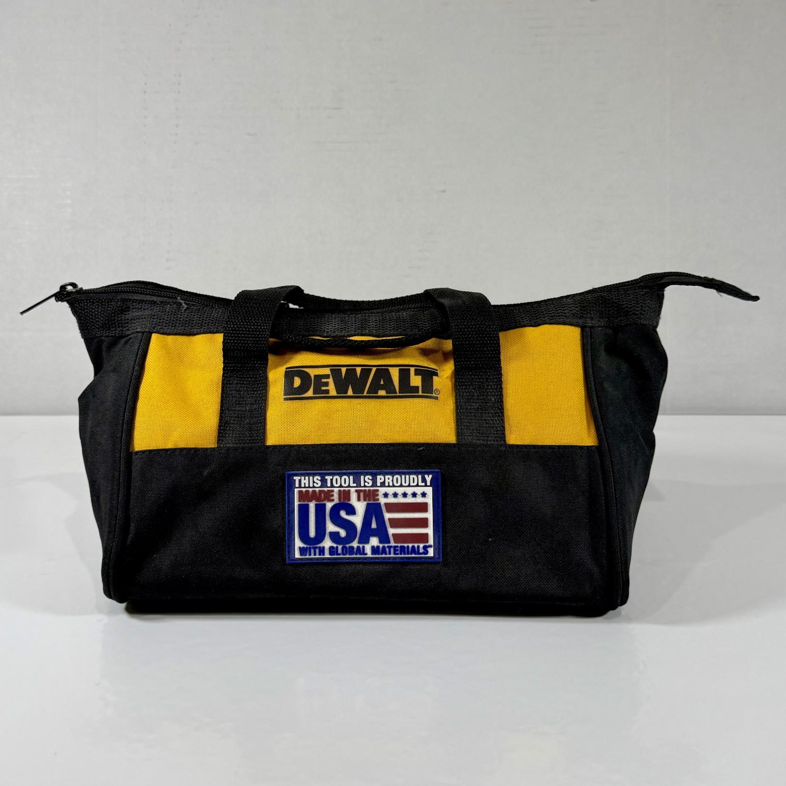 DEWALT Heavy Duty Nylon Small Tool Bag Tote – 11″ x 9″ x 7″ – Pre‑Owned, Good
