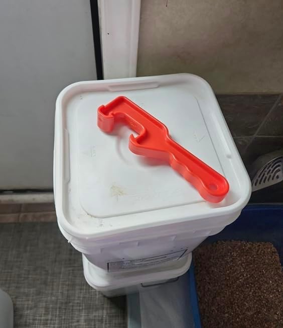 Edward Tools 5 Gallon Bucket Opener Tool for Lids – Large Heavy Duty Plastic