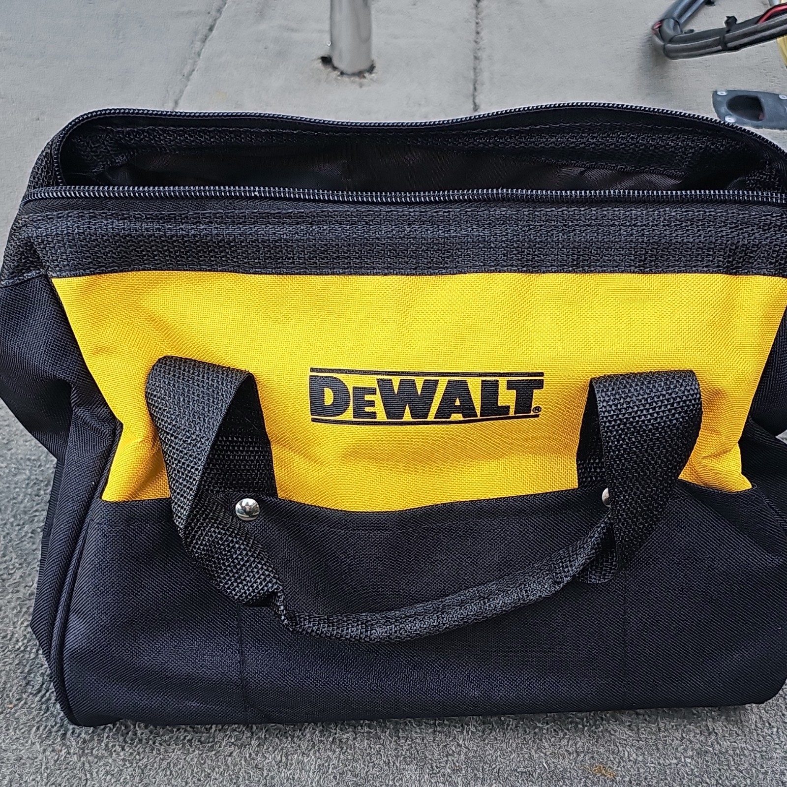 DEWALT Yellow/Black Fabric Tool Bag Zipper Closure with Carry Handles