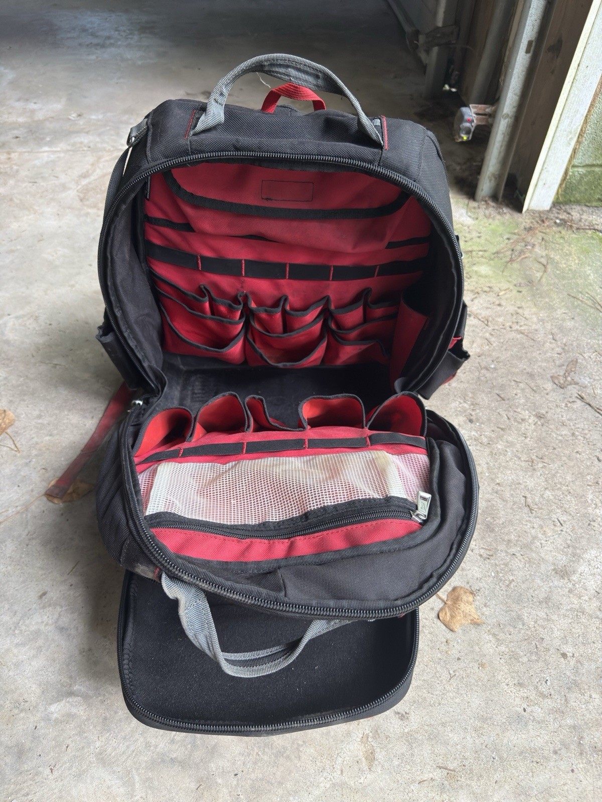 Milwaukee PACKOUT Tool Backpack Red/Black, Padded Straps, With Handle