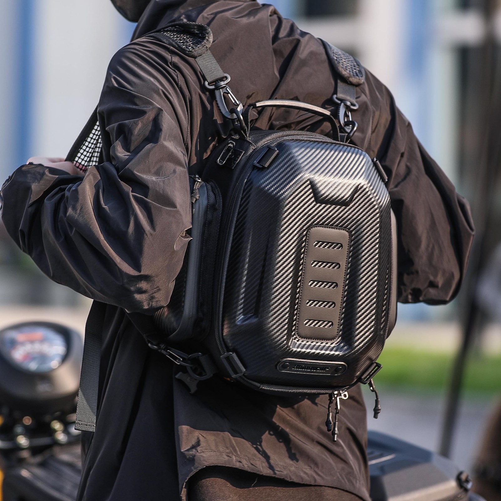 Rhinowalk Motorcycle Tail Bag Expandable Hard Shell Motorcycle Travel Luggage 12