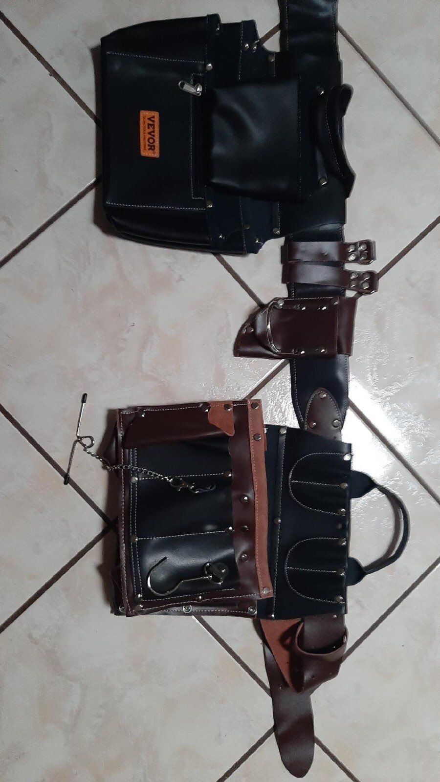 VEVOR Tool Belt Carpenter Construction Tool Pouch 31 Pockets 32″-54″ Waist Size