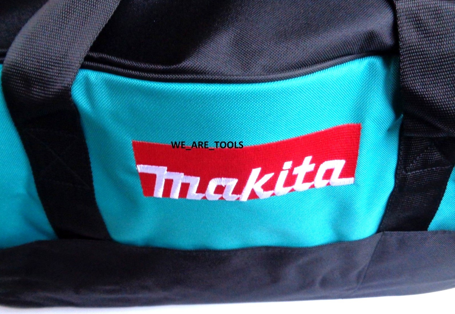 Makita 831284-7 23″ 4 – 5 Medium Tool Bag For 18V Drill, Saw,Grinder,Battery