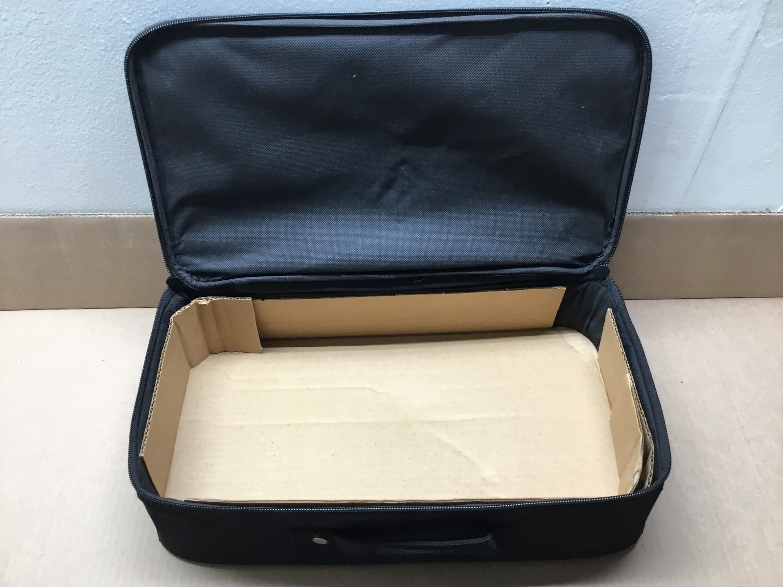 DEWALT TOOLS – ZIPPED – SOFT TOOL CASE – SET OF 2 – *OPEN BOX*