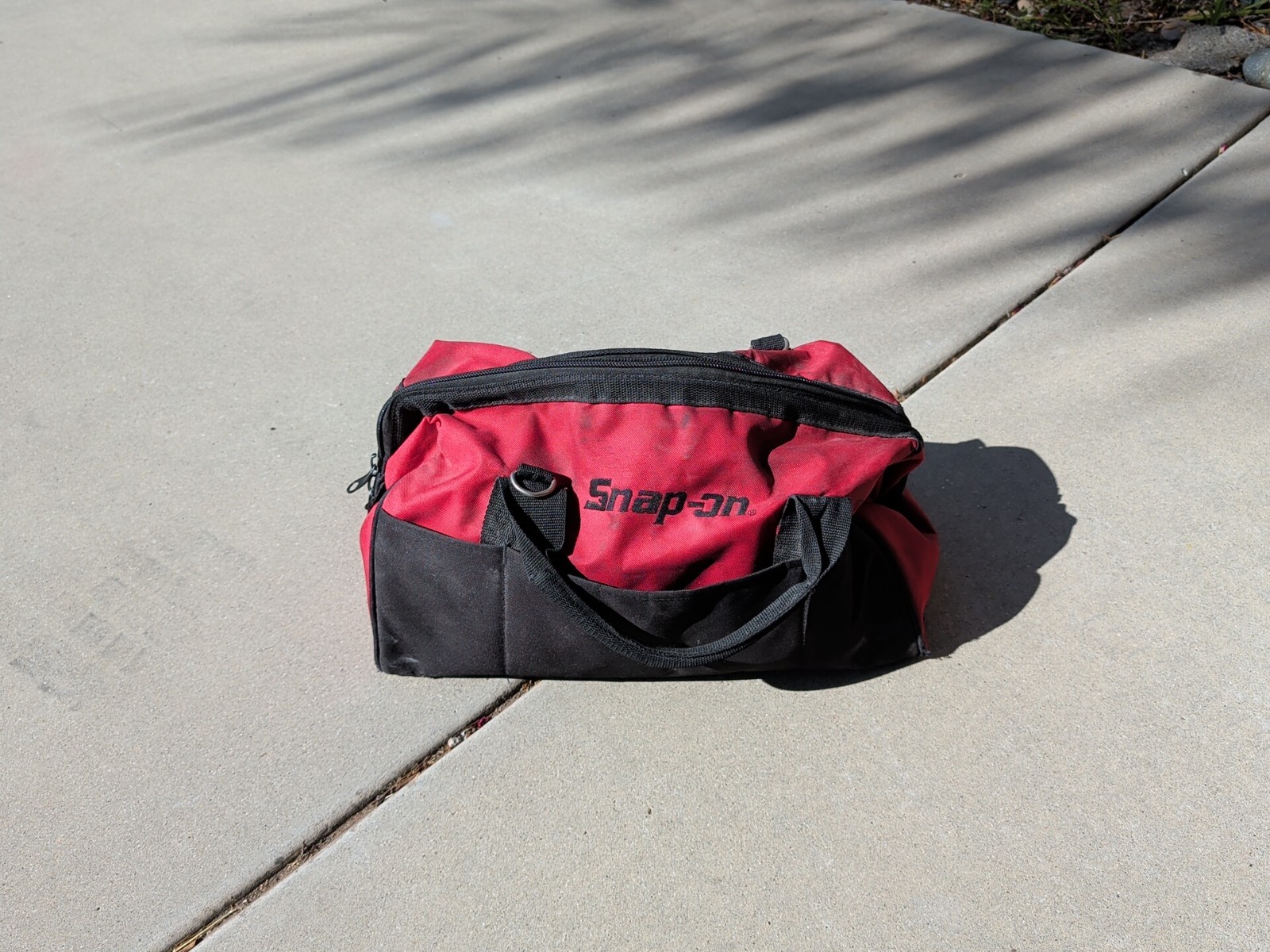 Snap On Tools Large Tool Bag/ Tote Bag/ Organizer Bag/ 18”x9”x12”