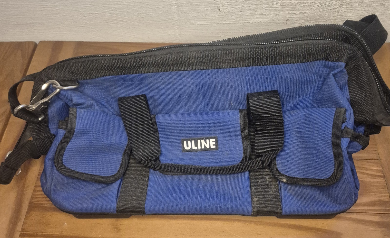 Uline Heavyweight Polyester Rigid Plastic Bottom Tool Bag Light Use/w Strap