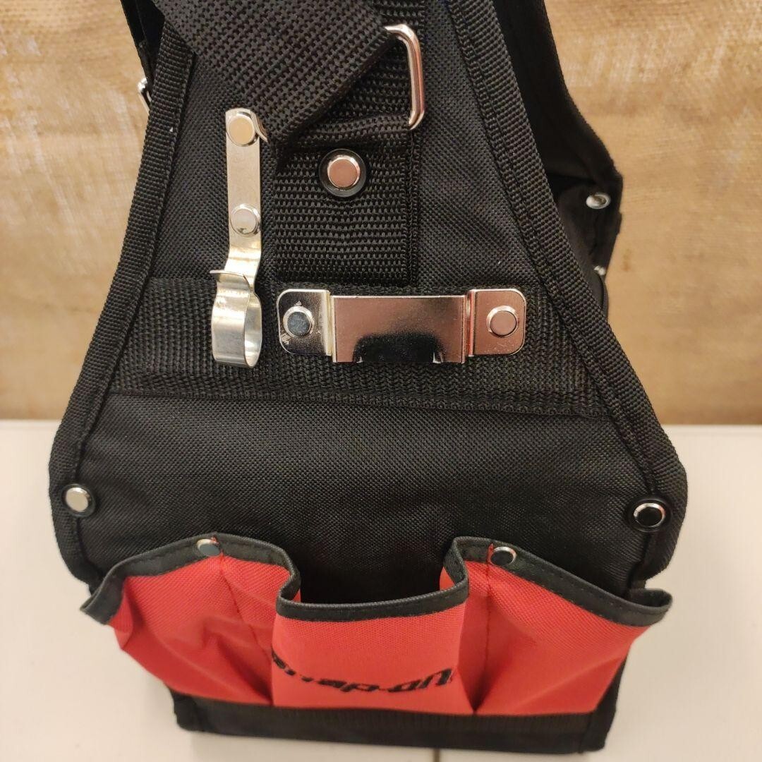 Snap-on TB1OMP3 compact tool bag with 12 exterior and 9 interior pockets RED New