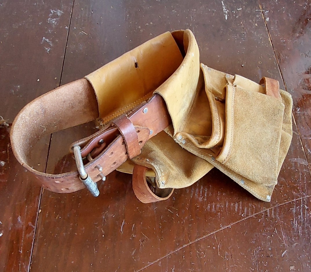Custom Leather Craft CLC Professional Tool Pouch #428R
