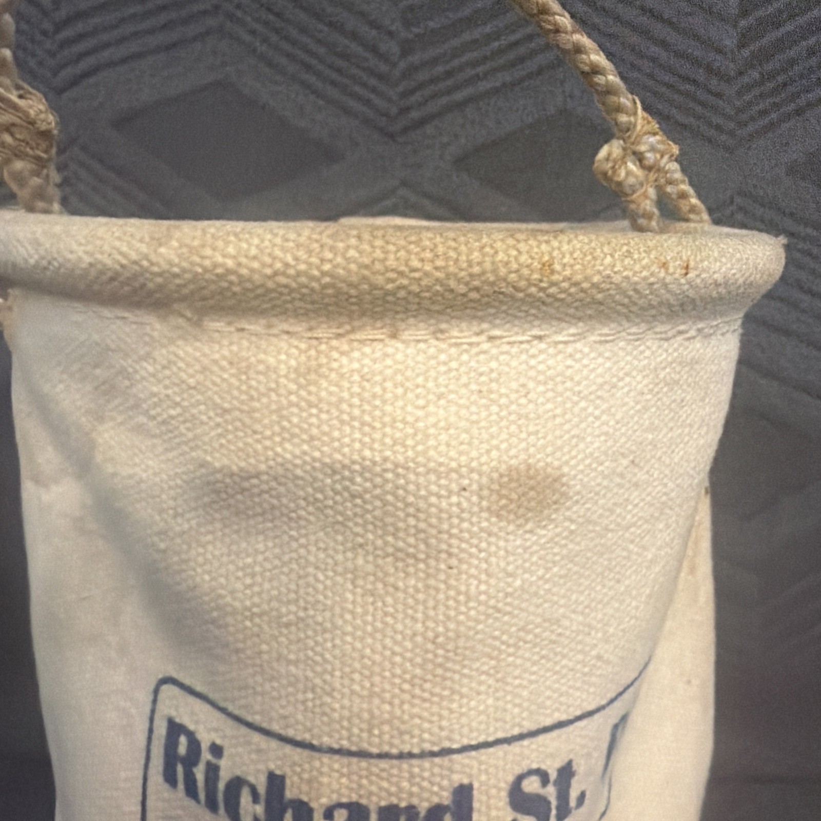 VINTAGE CANVAS LINEMAN TOOL BUCKET RUBBER BOTTOM ROPE HANDLE